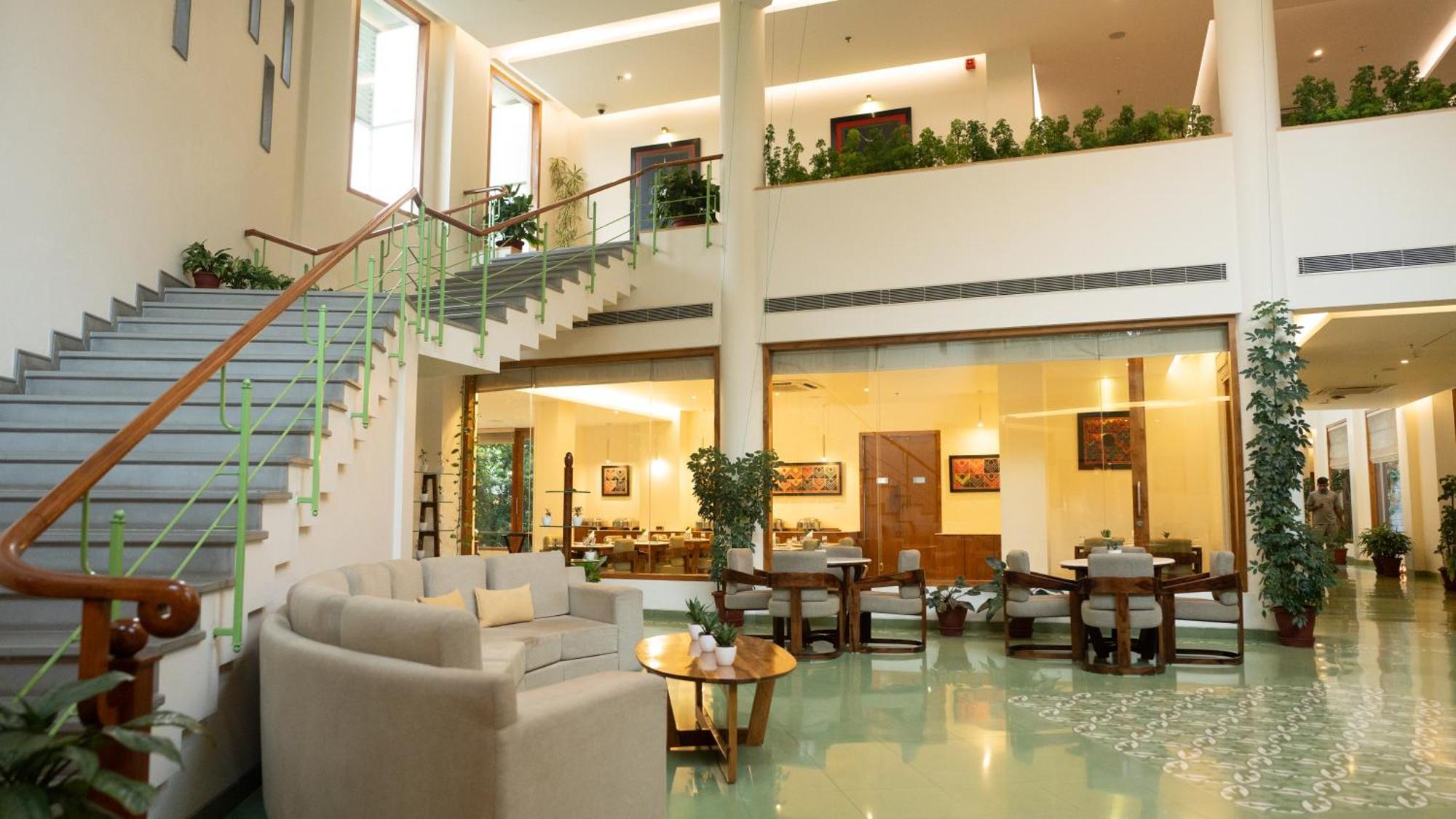 Naad Wellness Hotel โซนีปัต ภายนอก รูปภาพ
